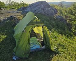 Husky Sawaj Camel 2 zelený ultralehký stan + sleva 400,- na příslušenství