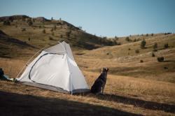 Husky Sawaj Camel 2 zelený ultralehký stan + sleva 400,- na příslušenství