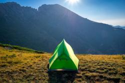 Husky Sawaj Camel 2 zelený ultralight stan + zľava 400,- na príslušenstvo