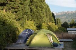 Husky Ultralight Sawaj Triton 2 zelený turistický stan + sleva 600,- na příslušenství