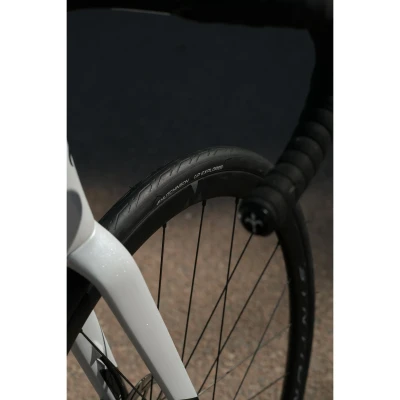 Hutchinson Plášť GP EXPLORER 700x28 kevlar, černý