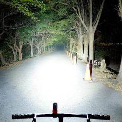 Infini KOR 800 5F USB Přední světlo