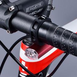 Infini Tron 100 přední USB světlo