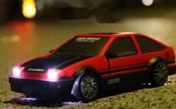 IQ models DRIFT SET Toyota Corolla 1:24 - bílá a červená