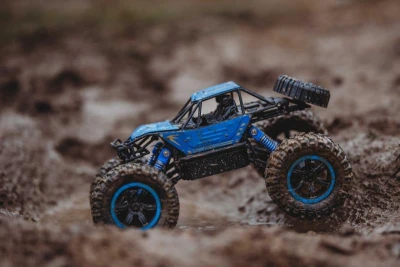 IQ models Kovový MZ-Climb 1/14 s GRAVITI senzorem - modrý