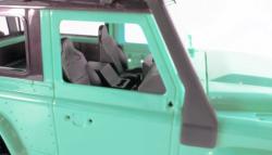 IQ models LAND ROVER Defender D90 1:12 zelená