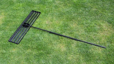 IQ models Nivelační a zapravovací brána 115cm - černá