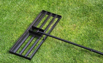 IQ models Nivelační a zapravovací brána 75cm - černá IQ models Nivelační a zapravovací brána 75cm - černá