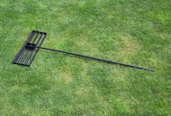 IQ models Nivelační a zapravovací brána 75cm - černá