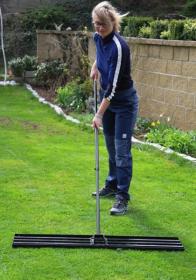 IQ models Nivelační a zapravovací brána 75cm - černá