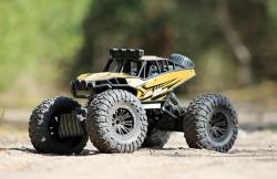 IQ models Obří RC crawler Storm 1/10 - zlatá