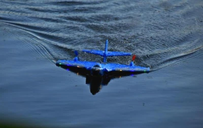 IQ models Odolné RC letadlo X-320 modré