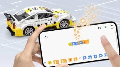 IQ models Programovatelná stavebnice RC auta Opel Astra V8 Coupe - 330 dílků