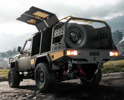 IQ models RC auto Land Cruiser TOYOTA Supertourer - černá