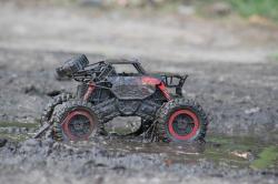 IQ models RC obojživelník MZ-AMBHI - červené