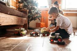 IQ models RC Traktor 1/24 zelený