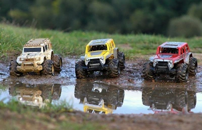 IQ models Set RC off-road obojživelných aut