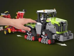 IQ models Stavebnice pásového traktoru CLAAS Xerion-5000 1/32 - 1336 dílků