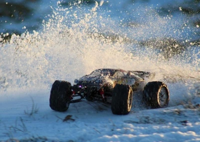 IQ models Truggy Racer 4WD 1:16 2.4GHz - růžová