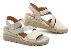 Jana 8-28763-44 béžovo zlaté dámske sandále na klinčeku