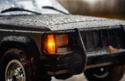 JEEP CHEROKEE 1/12 4x4 šedý