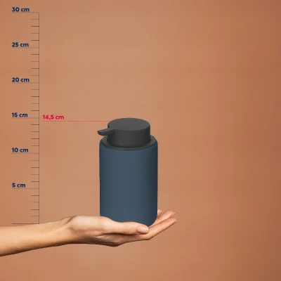 Kela Dávkovač mýdla Sana keramický 14,5 cm 9 cm 300 ml tmavě modrá