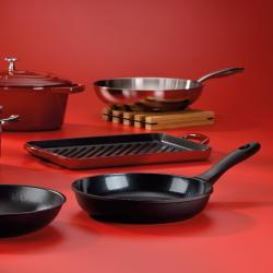 Kela Pánev Atura litý hliník černá 32 cm