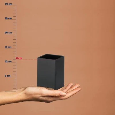 Kela Pohár Cube polyresin černá