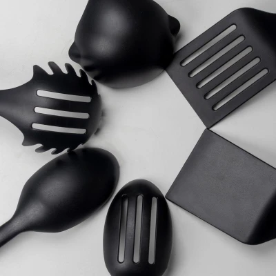 KELA Servírovací lžíce Apart plast černá