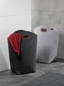 Kela Taška na prádlo Fay filc tmavě šedá 52x24 cm