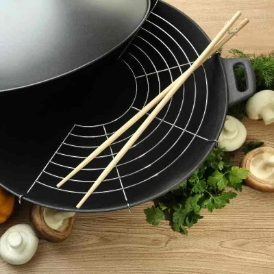 Kela KL-77943 Wok litinový 36 cm s příslušenstvím sada 5 ks