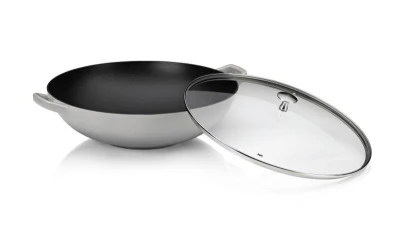 Kela Wok litinový s poklicí Calido 36 cm světle šedá