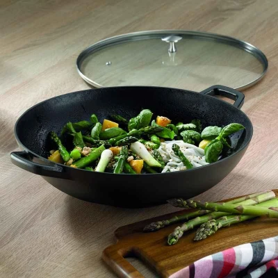 Kela Wok s poklicí litinový CALIDO 36 cm černá