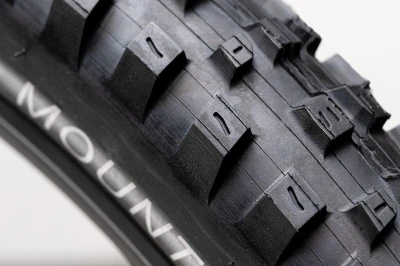 Kenda K-Series Double Black All Mountain 29x2,40 120 TPI kevlar plášť