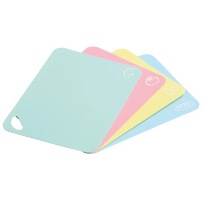 KESPER Prkénka na krájení 4 ks pastelová 38 x 29 x 0,2 cm, plast