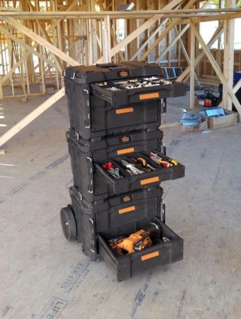 Keter Box ROC Pro Gear 2.0 se dvěma zásuvkami