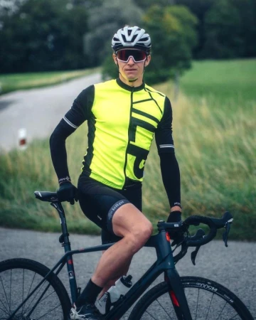 KILPI CAVALET-M Žlutý cyklistický dres + Kilpi MURIA-M modré cyklistické kraťasy