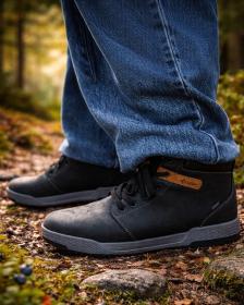 KILPI LOMAR HIGH WP-M Čierna pánska voľnočasová športová obuv