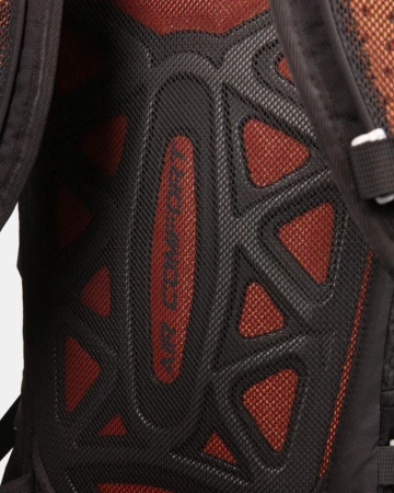 KILPI RILA 30-U Černý unisex turistický batoh