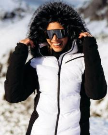 KILPI SKIMMIA-W Bílá dámská lyžařská bunda POUZE 38 (VÝPRODEJ) KILPI SKIMMIA-W Bílá dámská lyžařská bunda POUZE 38 (VÝPRODEJ)