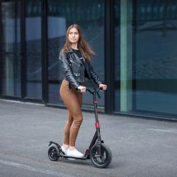 Nils HC300 červená Kolobežka s pumpovanými kolesami