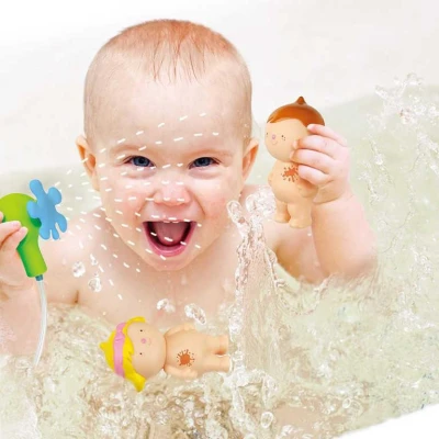 Ks Kids Baby koupání s Waynem a Julií set 2 panenky se sprchou do vany