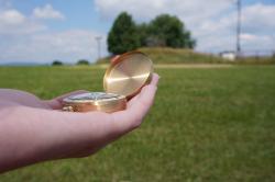 Kubisport Kompas klasik velký v kovovém pouzdře