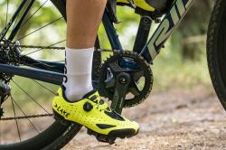 Lake MX177 fluo žlutá/černá tretry + sleva 200,- na příslušenství
