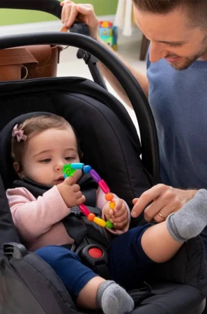 Lamaze Kúsacie baby korálky farebné hryzadlo pre bábätko