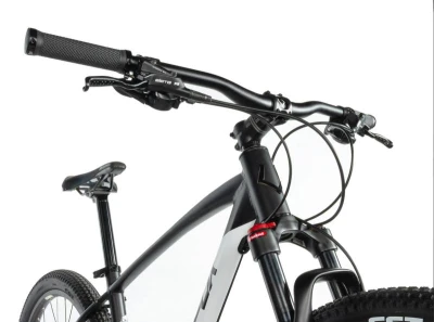 Leader Fox EVOLUTION 27.5 BLACK MATT horské kolo + výbava zdarma