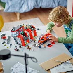Lego CITY Hasičská stanice s hasičským vozem 60414 (stavebnice)
