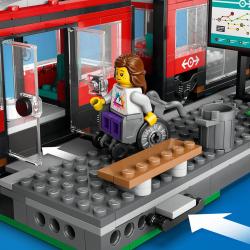 Lego CITY Tramvaj a zastávka v centru města 60423 (stavebnice)