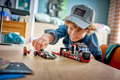 Lego CITY Výstavní náklaďák + závodní auto Audi F1 60493 (stavebnice)