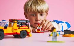 Lego CITY Záchranné auto pro plavčíka 60453 (stavebnice)